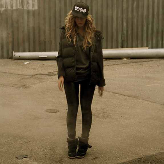 Beyoncé in a Beyond Snapback Hat jinnaloves.comPic2