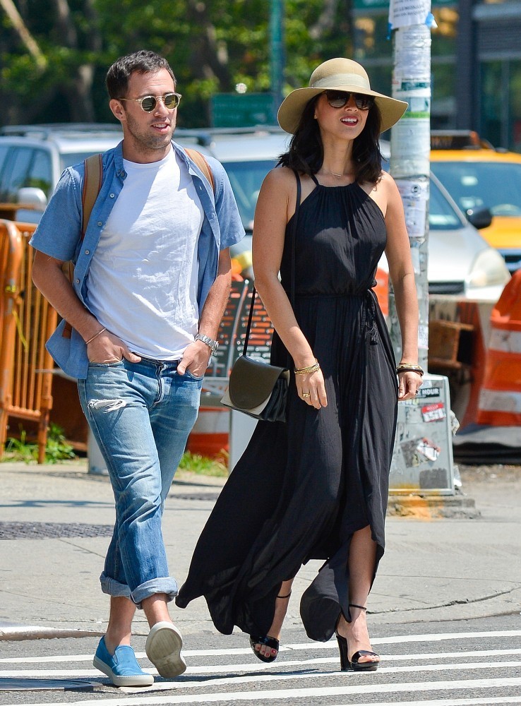 Katy Perry in a Calypso Maxi Dress www.jinnaloves.com