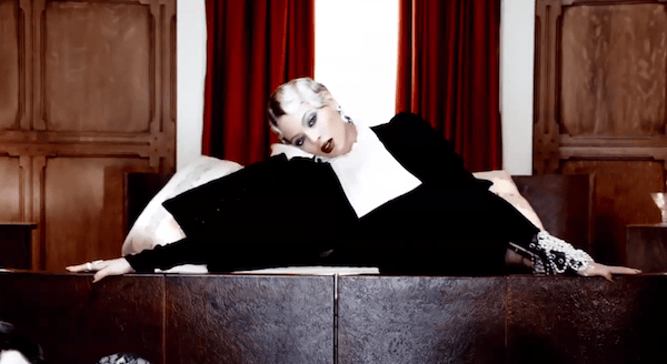 Beyonce in the Haunted Video www.jinnaloves.com