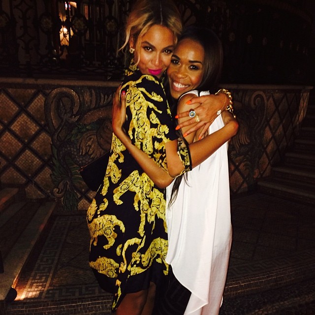 Beyonce and Michelle Williams share a hug on Instagram www.jinnaloves.com