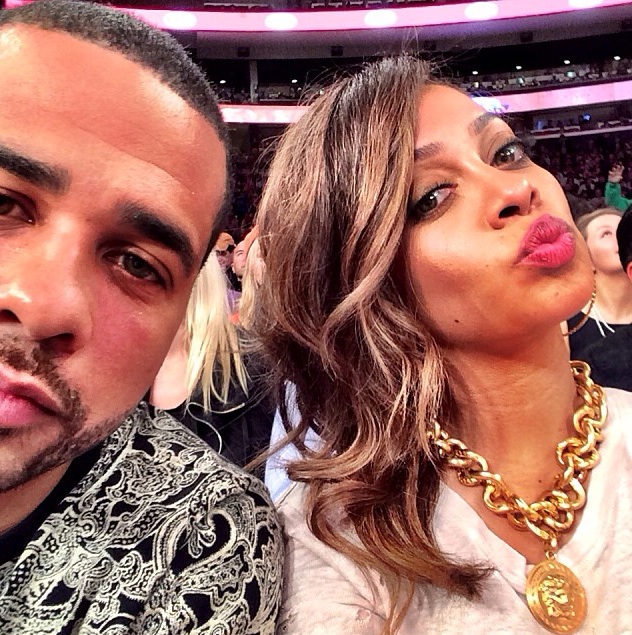 Lala Anthony and her brother Cheer On The Knicks www.jinnaloves.com