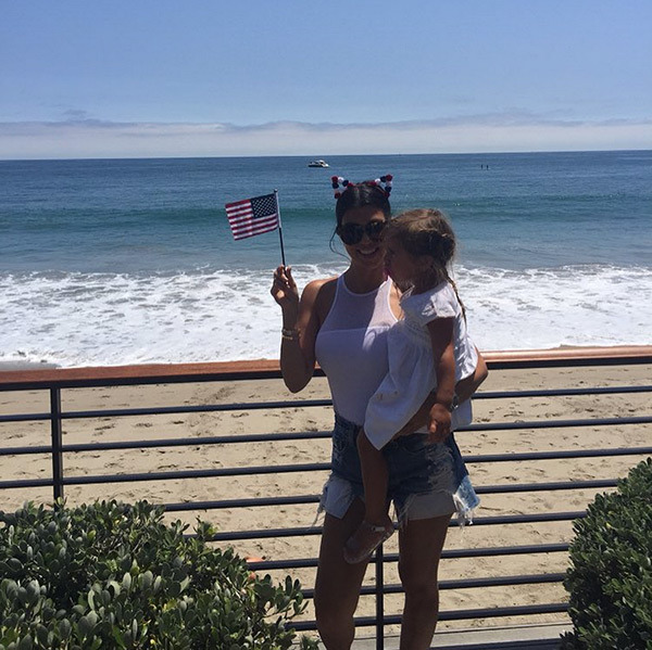 kourtney-kardashian-1