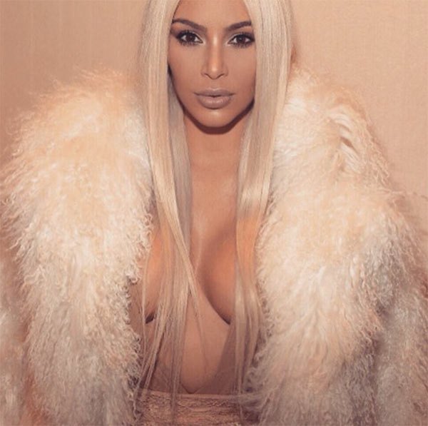 kim-kardashian-cleavage-kanye-show-ftr2.jpg